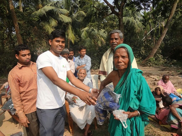 Blanket Donation Aahwahan Foundation